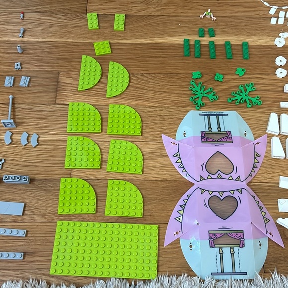 Retired LEGO Friends Nature Glamping Set 41392 - Picture 6 of 8